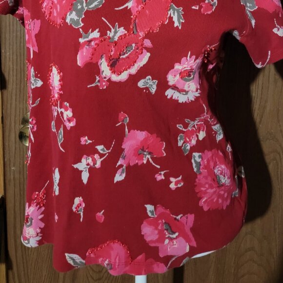 Women’s Casual Red Flowered Blouse – Medium (Imported) - Picture 2 of 6